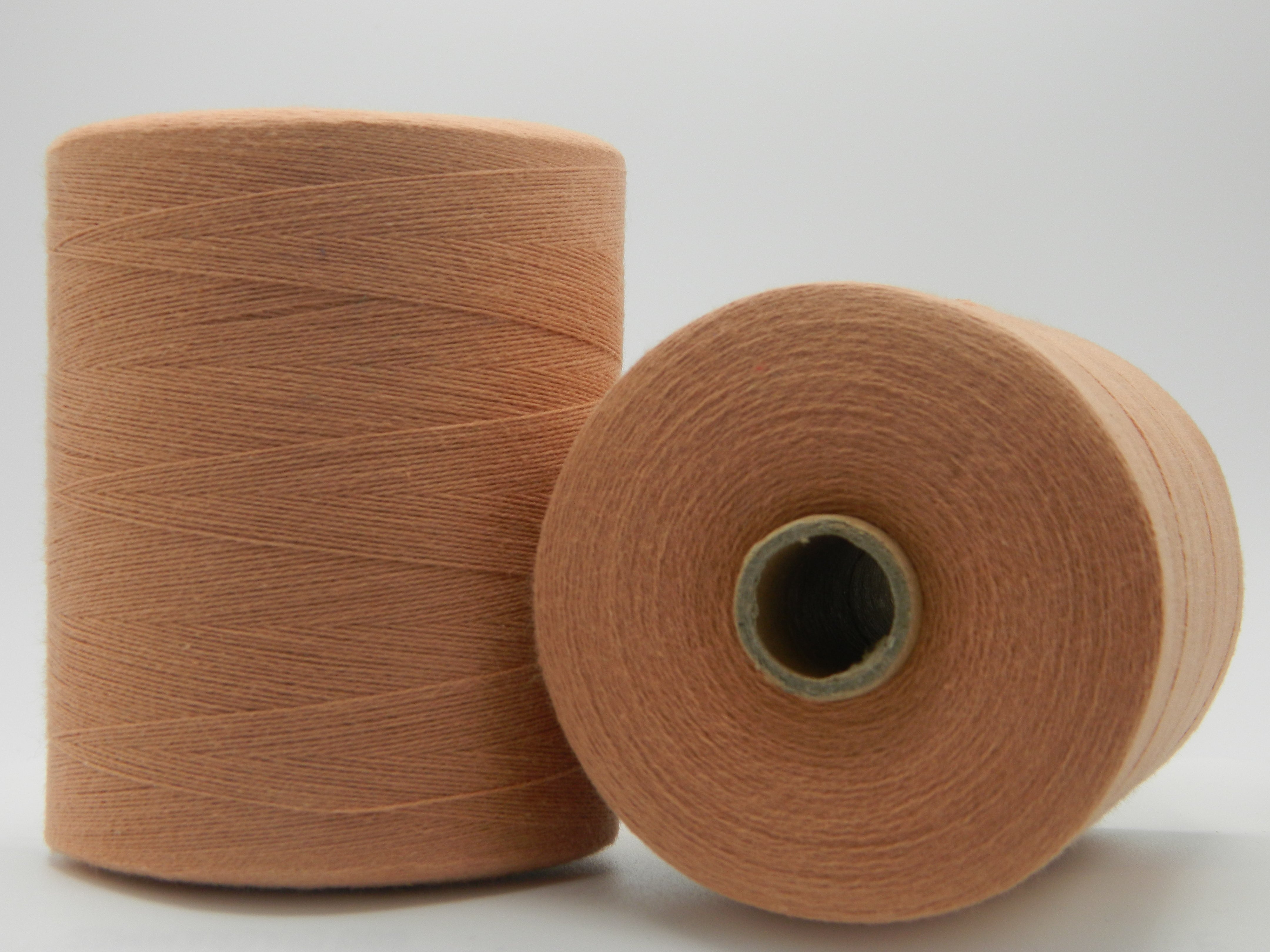 Fil de coton 100% 2/16 pour le tissage et le tricot