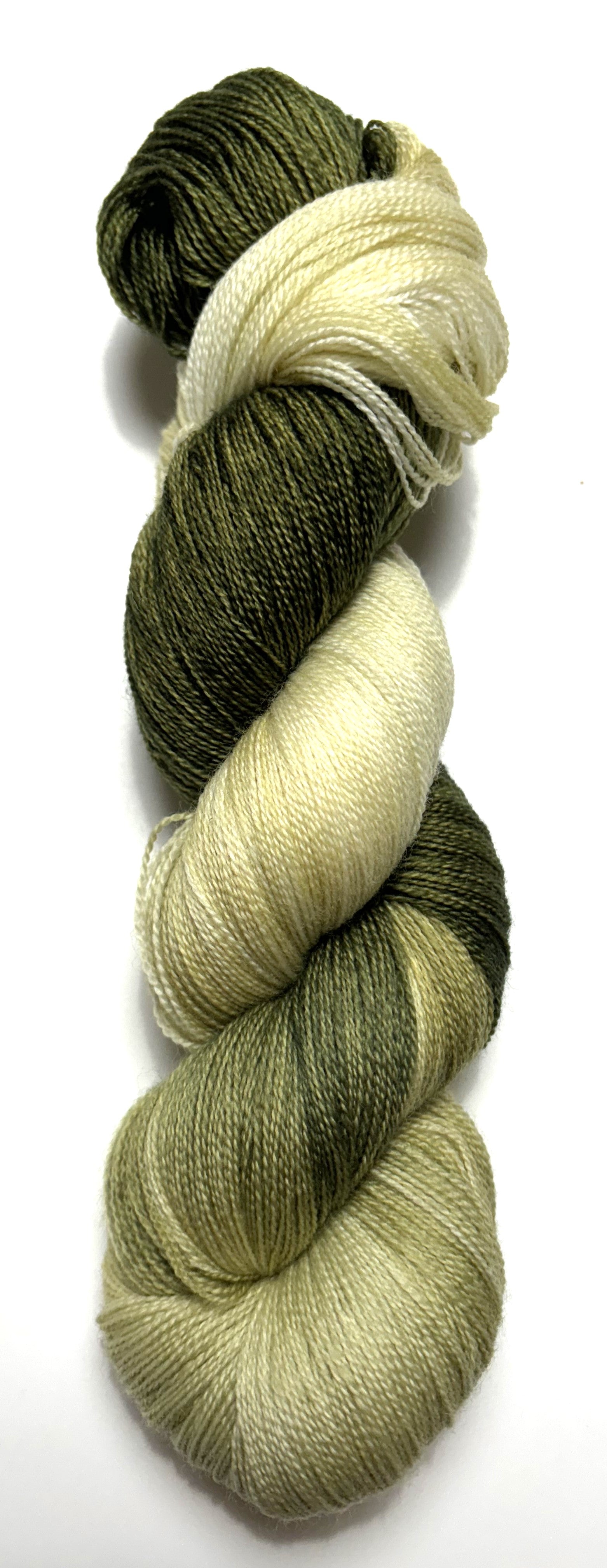 Laine 100% Mérino superwash teinte à la main