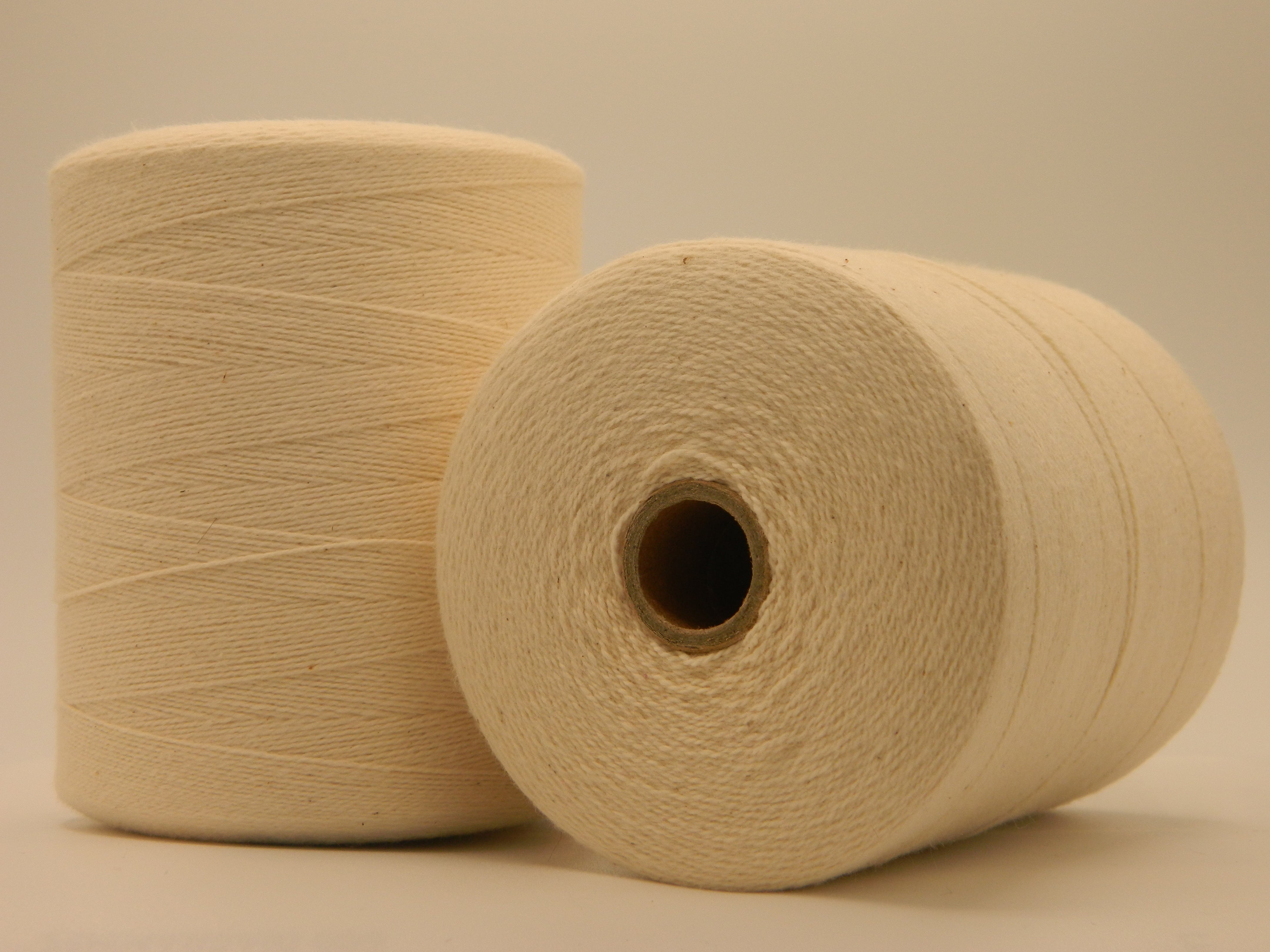 Fil de coton 100% 2/16 pour le tissage et le tricot