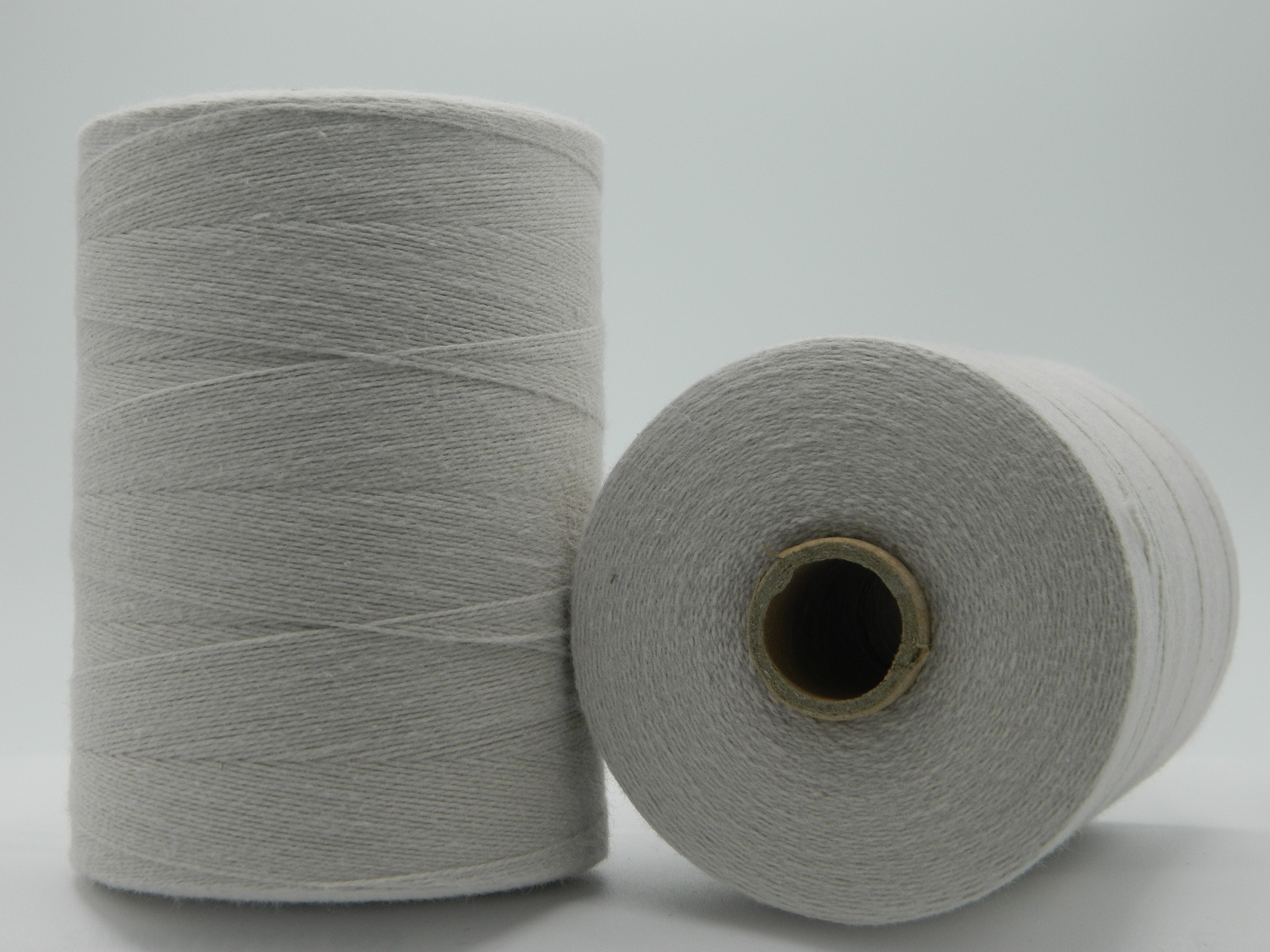 Fil de coton 100% 2/16 pour le tissage et le tricot